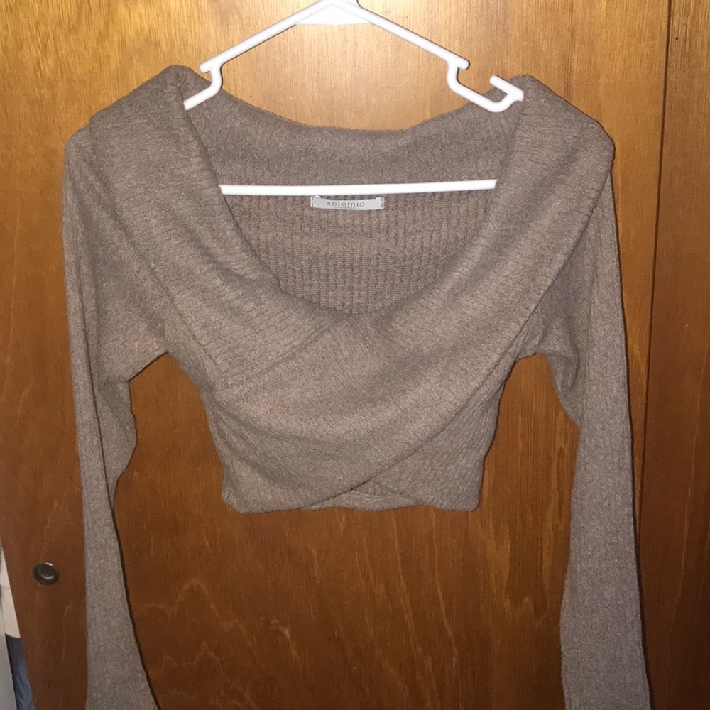 Forever 21 Long Sleeve Crop Wrap Sweater